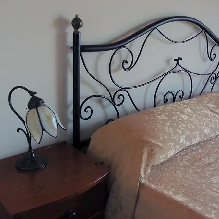 Bed and Breakfast Sara 3*