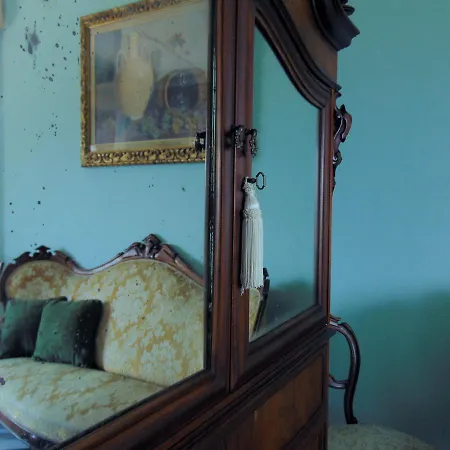 Sara Bed and Breakfast 3*