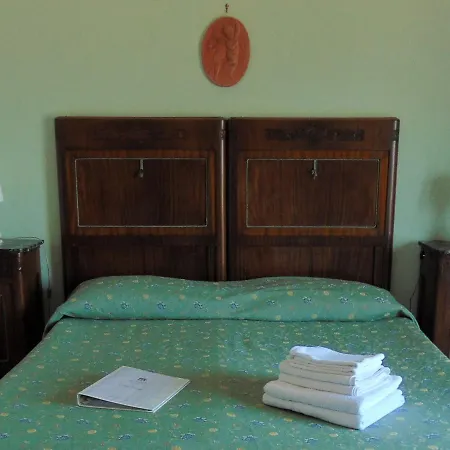 Sara Bed and Breakfast 3*