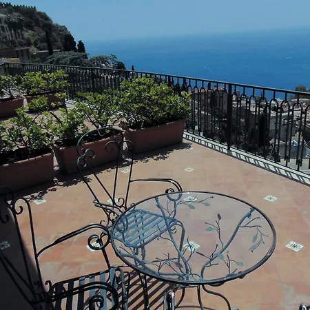 Bed and Breakfast Sara 3*